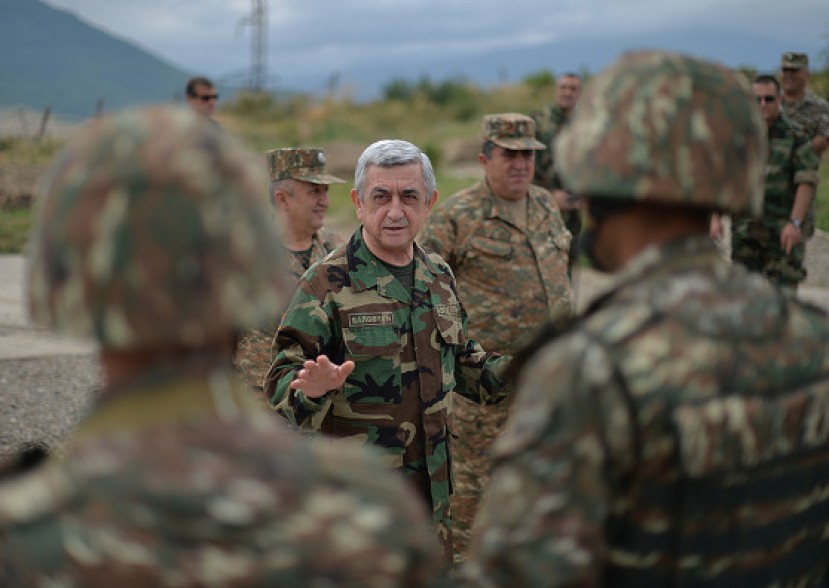 Тигран Абрамян: Те, кто поэтапно сдают врагу оружие, приобретенное во времена Сержа Саргсяна, пытаются продемонстрировать свои несуществующие преимущества