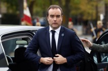 Глава минобороны Франции в ближайшее время посетит Армению