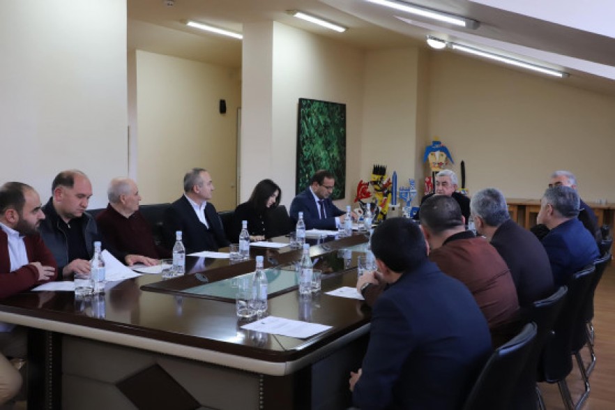 Սերժ Սարգսյանը Հայաստանի շախմատի մարզային ֆեդերացիաների ներկայացուցիչների հետ է հանդիպել