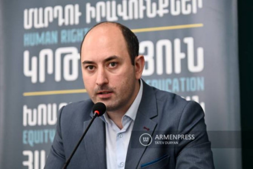 Политолог: Никакой реальной выгоды от возможного визита Зеленского Армения не получит, кроме аплодисментов Запада и усиления давления со стороны РФ