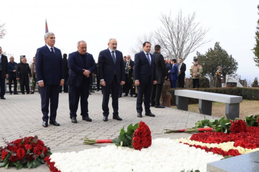 Սուրեն Պապիկյանն այցելել  է Եռաբլուր