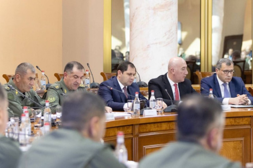 ՊՆ-ում քննարկվել են սպառազինության և ռազմական տեխնիկայի զարգացման ծրագրի ընթացքին վերաբերող մի շարք հարցեր