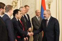 Пашинян принял делегацию немецкой компании Fichtner