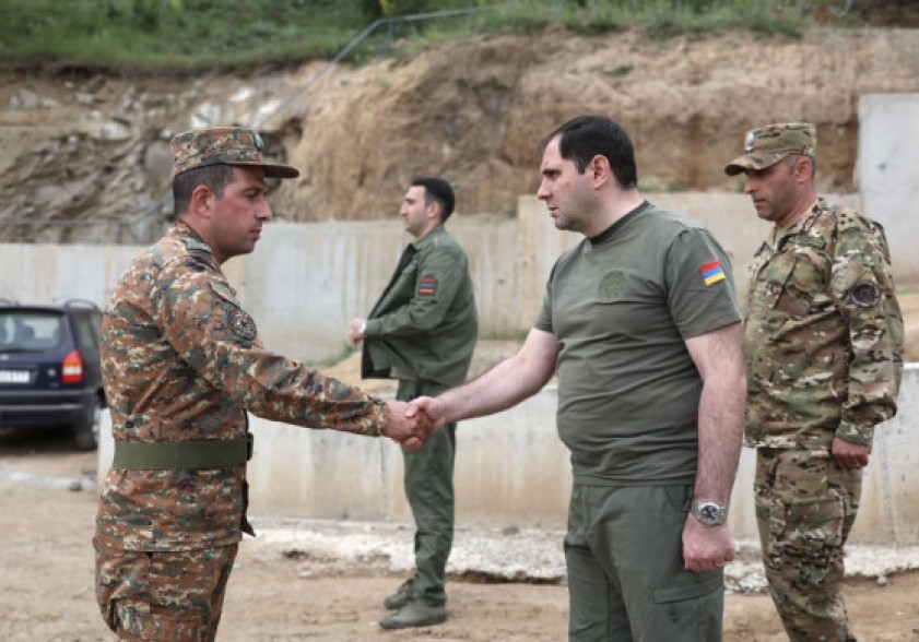 Сурен Папикян неожиданно посетил учебный Центр горной подготовки МО