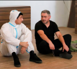«Արմավիր» ՔԿՀ ազատազրկված անձինք բեմում խաղացել են «Վերելք» դրամատիկական թատրոնի դերասանուհու հետ