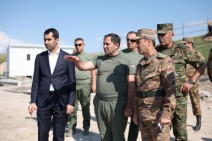 Папикян посетил одно из армейских соединений