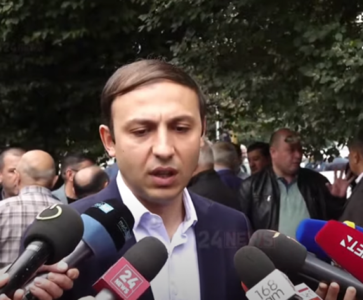 Акция протеста с требованием немедленного освобождения армянских военнопленных и заложников, незаконно удерживаемых в Азербайджане