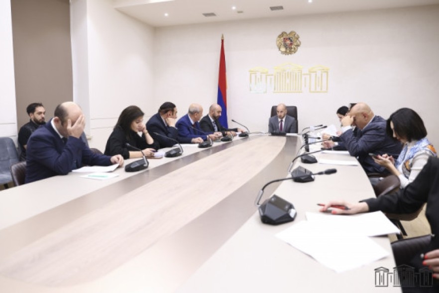 Քննարկվել է «Զինվորական ծառայության և զինծառայողի կարգավիճակի» մասին օրենքում փոփոխությունների նախագիծը
