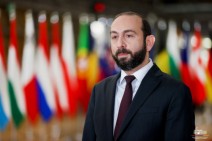 Арарат Мирзоян не исключил участие Армении в саммите COP29, который пройдет в Баку