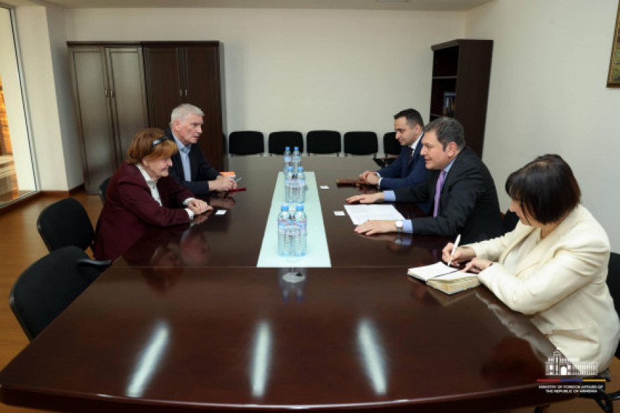 ԱԳ փոխնախարարը Քերոլայն Քոքսին ներկայացրել է Հայաստանի և Ադրբեջանի միջև հարաբերությունների կարգավորման գործընթացի վերջին զարգացումները