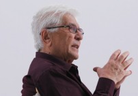 «Ուրախ եմ, որ այսօր էլ ողջ եռանդով շարունակում եք ստեղծագործել»․ Փաշինյանը շնորհավորել է Ռոբերտ Ամիրխանյանի 85-ամյակի առթիվ