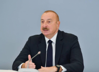 Алиев пожаловался на оружие, поставляемое Францией Армении