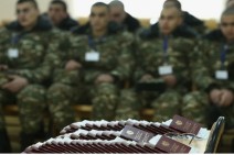 Большинство наших молодых людей призывного возраста не призываются в армию, надо прямо сказать, что ограничения по военной службе должны быть сведены к минимуму — Пашинян