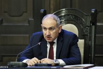 Տղաներին փշի-փշի անելու, բամբակի մեջ պահելու երևույթը խայտառակություն է. Նիկոլ Փաշինյան (Տեսանյութ)