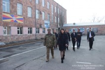 ՄԻՊ-ն այցելել է ՊՆ կենտրոնական հավաքակայան