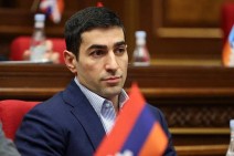 Власти стремятся снова ввести общественность в заблуждение, прежде чем пойти на очередную одностороннюю уступку — Левон Кочарян