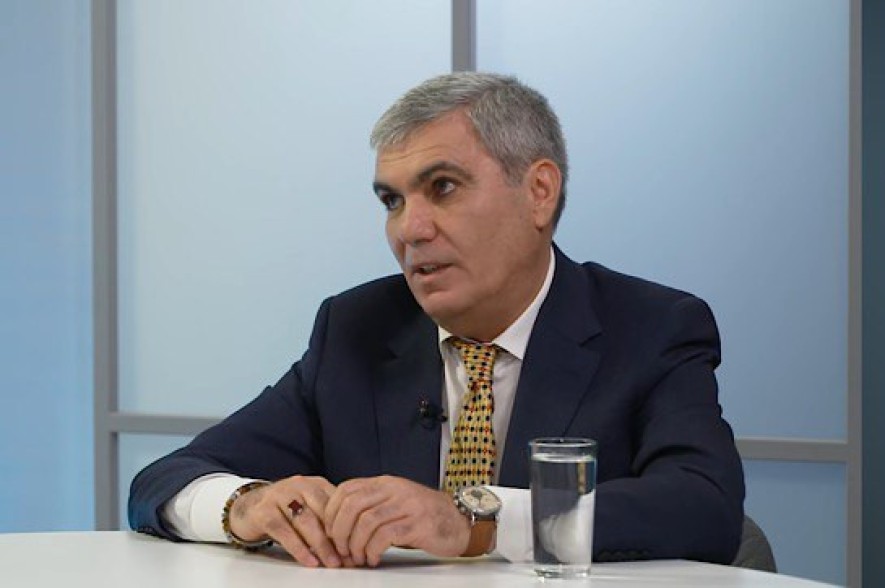 Я неоднократно предлагал властям выдать лицензию американской, французской компании, тогда «Геопромайнинг» не выдержит конкуренции, ему придется продать Зангезурский комбинат - Арам Саргсян