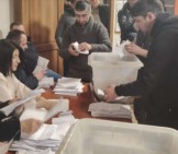 Голосование сотрудников Зангезурского комбината завершилось. Более половины поддержали требования забастовки