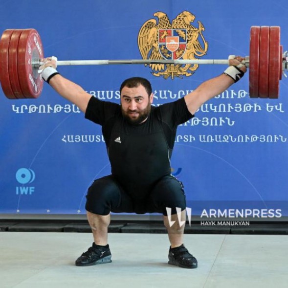 Симон Мартиросян - чемпион Армении
