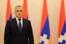 Президент Арцаха требует от Алена Симоняна публично извиниться перед aрцахцами