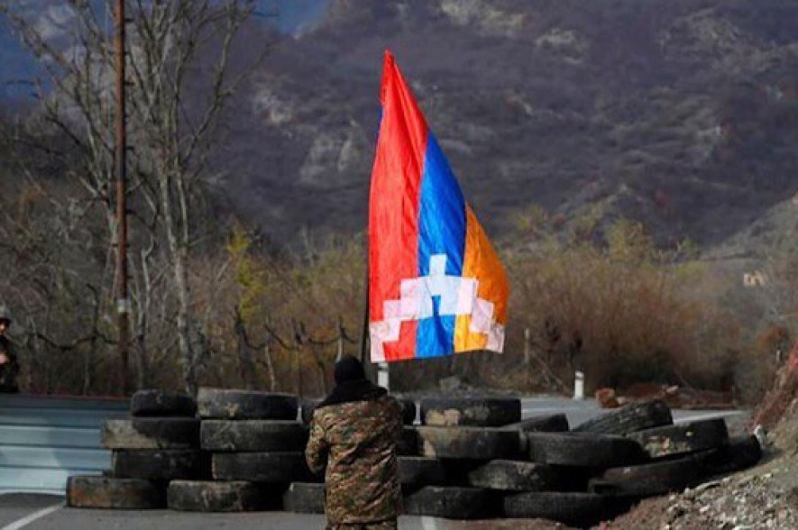 Իսկ սույն պարոնը կարո՞ղ է հանկարծ հիշի, թե ովքեր են Արցախը ճանաչել Ադրբեջանի կազմում,  ովքեր են բացարձակապես մենակ թողել  մաքառող արցախցիներին․  Արձագանք Ալեն Սիմոնյանին