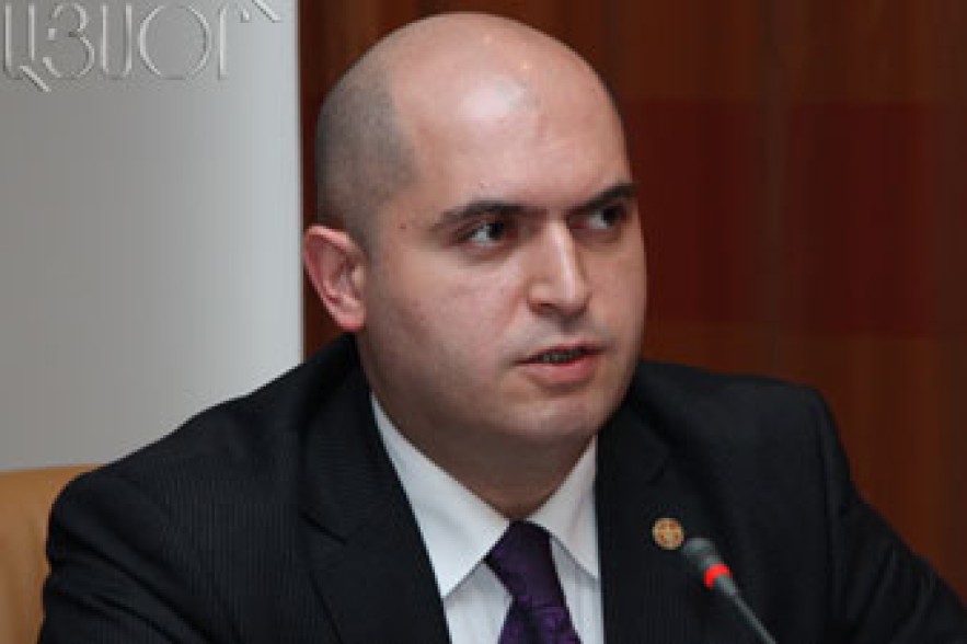 «Նվազագույն  քաղաքականություն և առավելագույն պրոֆեսիոնալիզմ»